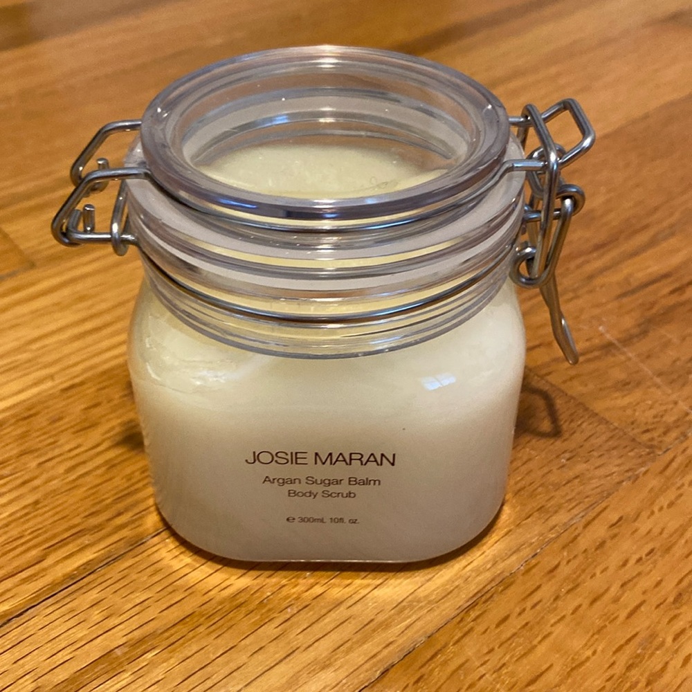 Josie Maran body scrub